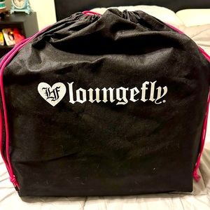 Loungefly brand black skull hangbag NWOT